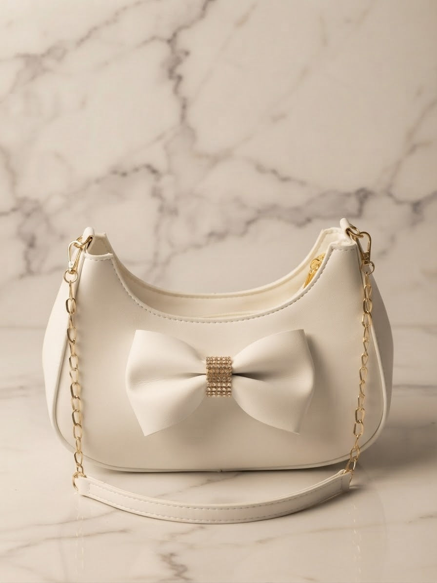 Cream Bow Shoulder Bag with Gold Chain